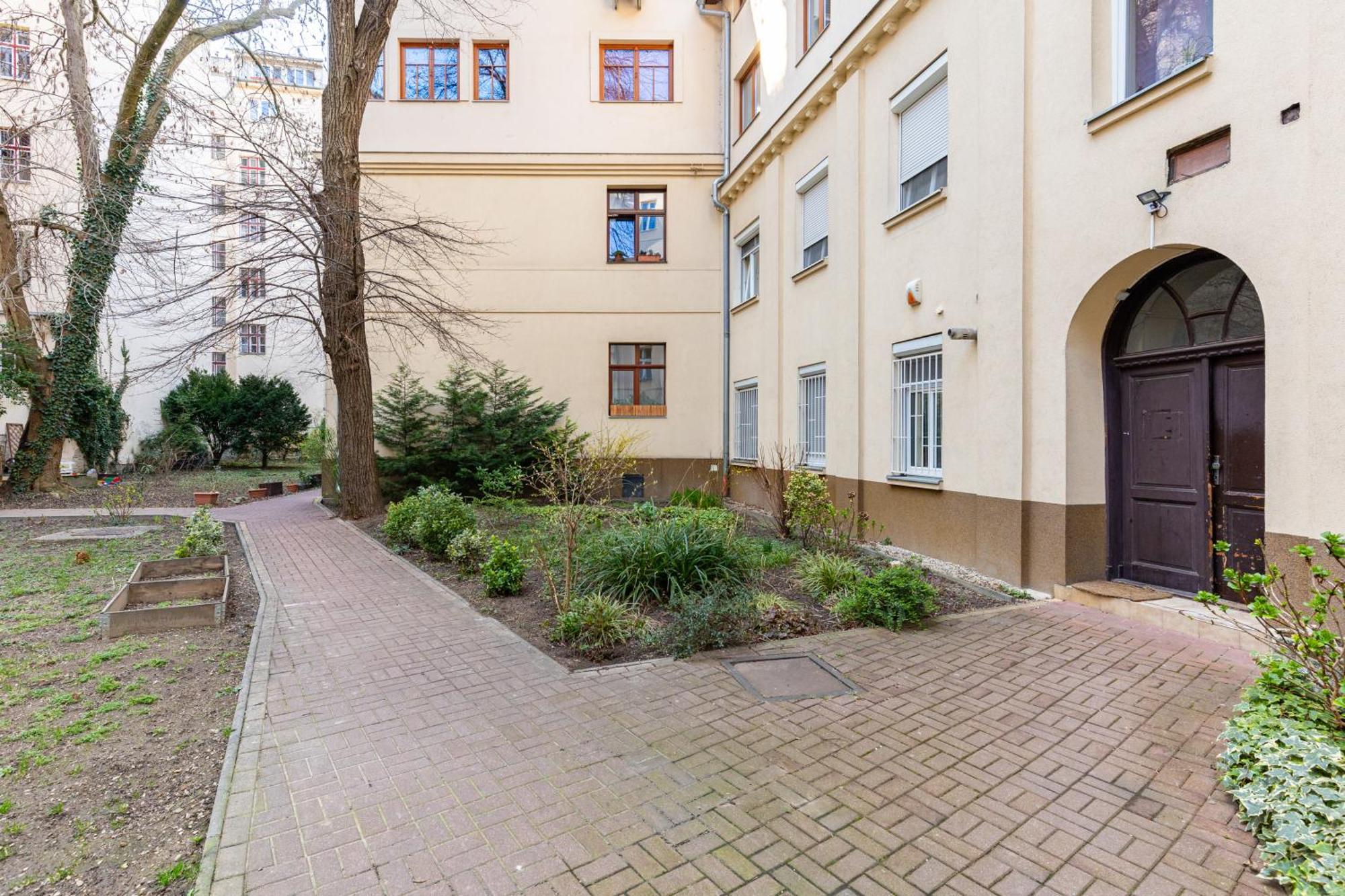 布拉迪斯拉发Charming Flat, Steps From Castle - Historic Part公寓 外观 照片