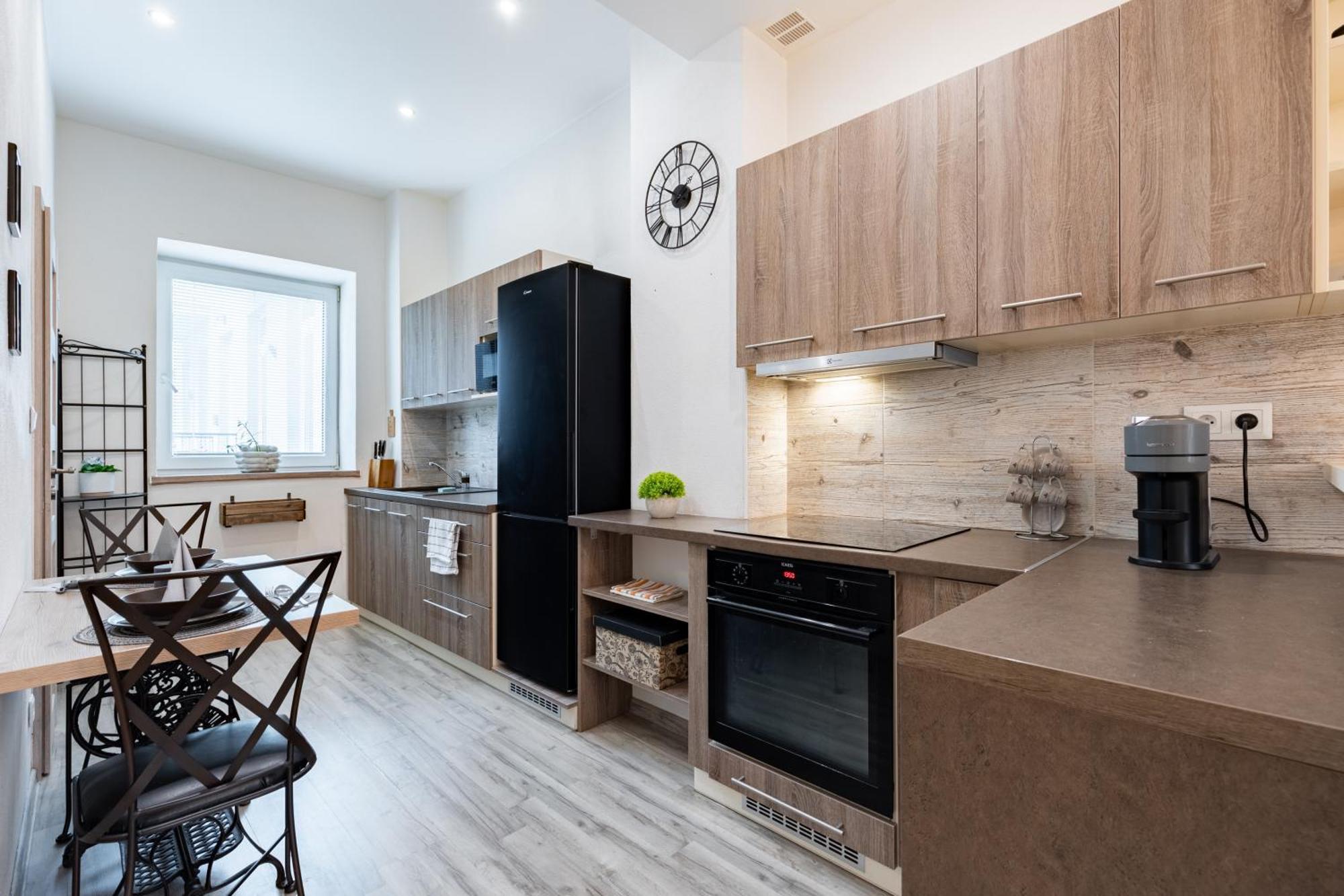布拉迪斯拉发Charming Flat, Steps From Castle - Historic Part公寓 外观 照片