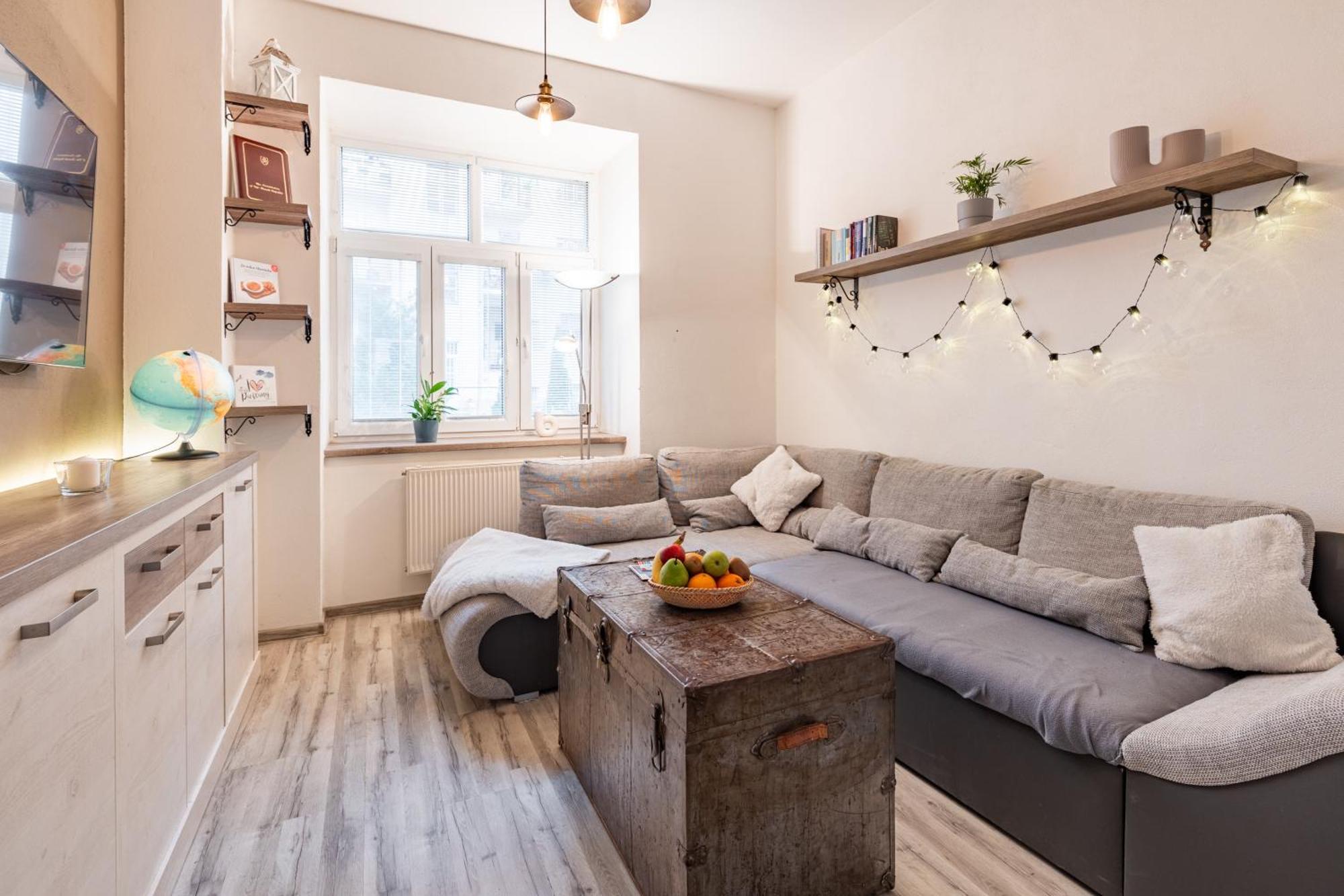 布拉迪斯拉发Charming Flat, Steps From Castle - Historic Part公寓 外观 照片